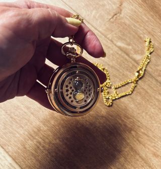 Reloj colgante giratiempo Hermione, Harry Potter