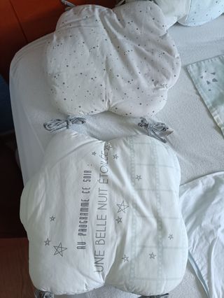 Chichonera, colcha y sabana bajera  de cuna