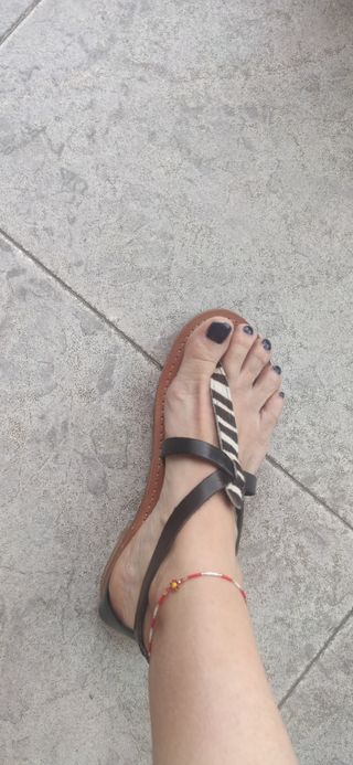 lote falda ,chaleco y sandalias 