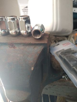 tuercas inox ford , Citroën etc