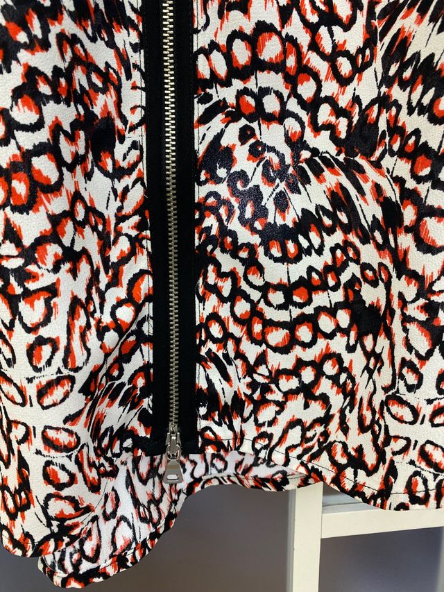 Camisa animal print French Connection