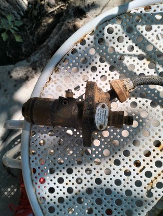 bomba iny  gasoil  lombardini