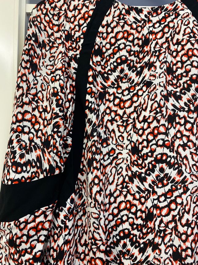 Vestido animal print French Connection