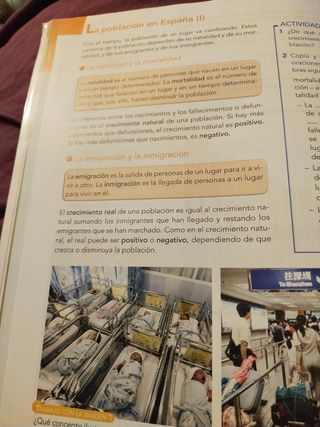 Libro de Sociales de 5 de Primaria. Anaya.