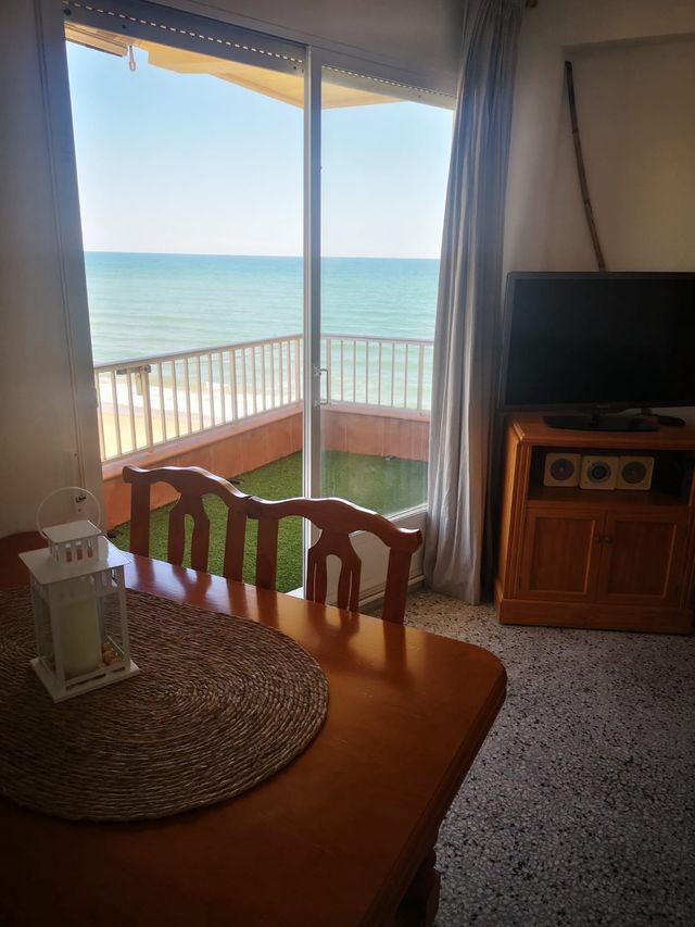 Apartamento playa en alquiler