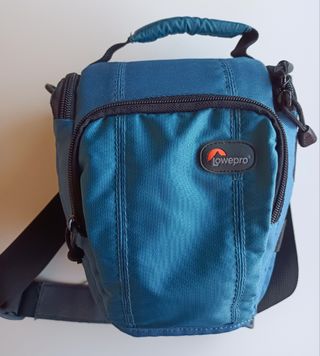 Nikon D3100, 2 objetivos, filtros, bolsa