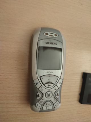 TELEFONO MOVIL ANTIGUO SIEMENS MC60 CARGADOR Y BAT