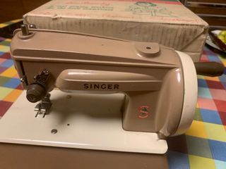 Maquina de coser Singer 40k, años '60