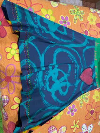 Falda Desigual Talla: M