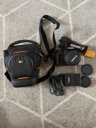 CAMARA REFLEX EOS 1000D