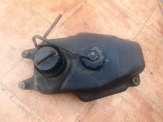 Depósito tanque bidón gasolina Scoopy 50 100