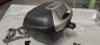 baúl, top case original Suzuki vstrom 650-2016