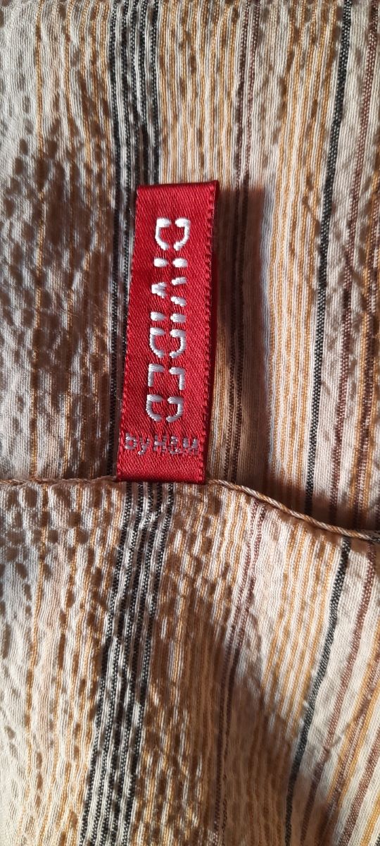 Blusa beige a rayas, tejido muy cómodo H&M