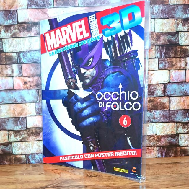 Action figure Occhio di Falco con poster e storia 