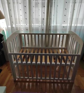 Cuna de madera 