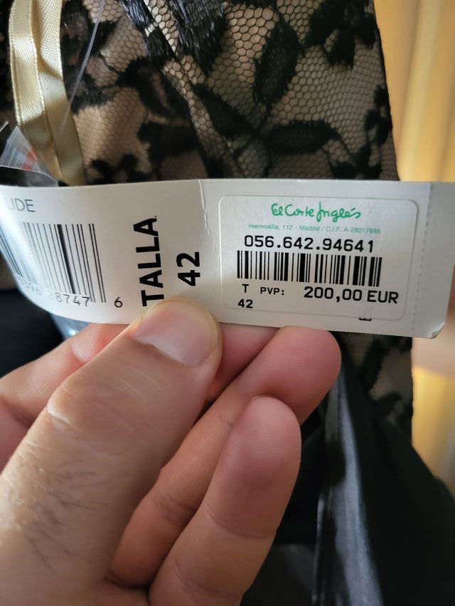 Vestido negro y beige