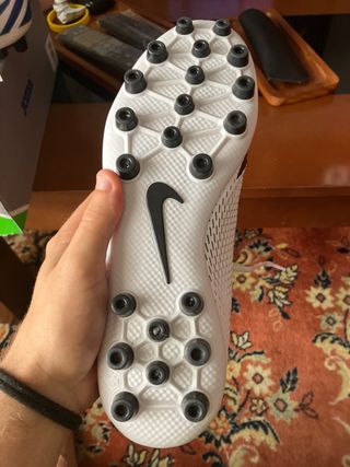 BOTAS DE FUTBOL