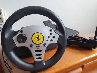 Thrustmaster Ferrari Challenge. Volante para juego