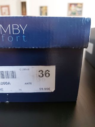 zapatos en perfecto estado con tacon medioalto