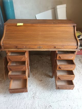 BUREAU.. escritorio ANTIGÜO