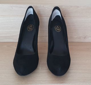 Preciosos zapatos de plataforma y tacón de ASH