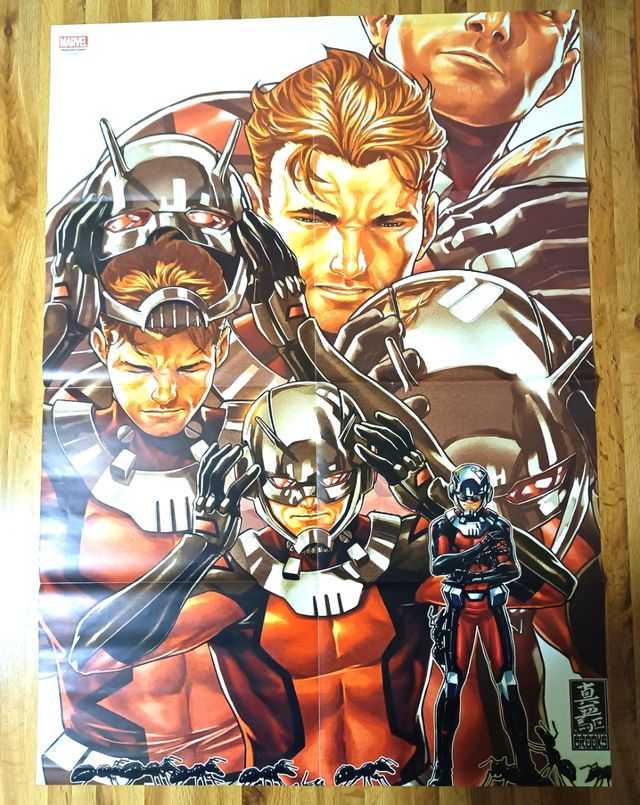 Action figure Ant-Man con poster e storia 