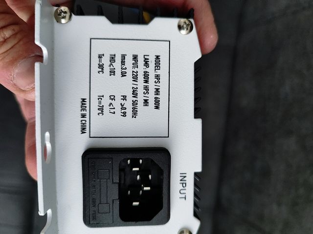 BALASTRO WATTIUM 600