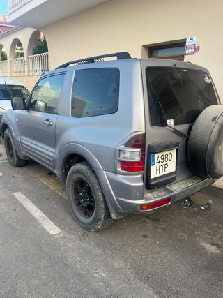 Mitsubishi Montero 2001