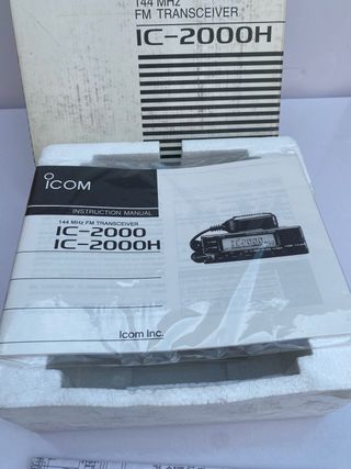 ICOM IC-2000H VHF 144 Mhz Radioaficionado "Nuevo"