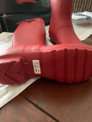 Botas Hunter nuevas,ajustables(Lote Nº20)