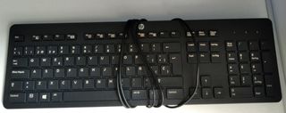 Teclado y ratón HP con muy poco uso ambos.