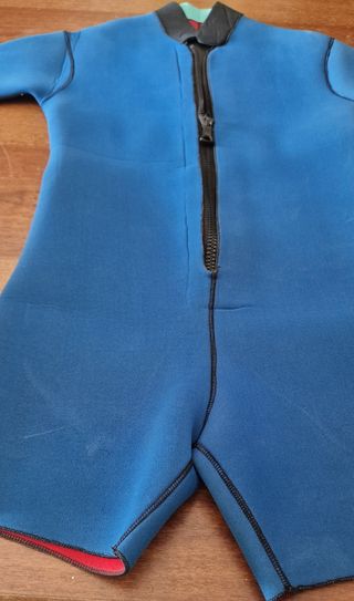 Muta subacquea corta