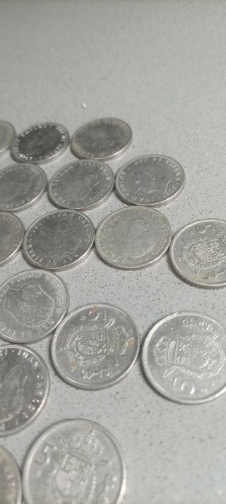 30 monedas de 5 pesetas (duros). Juan Carlos .