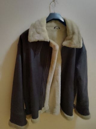 CHAQUETA CUERO Y BORREGO