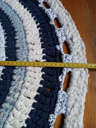 Alfombra de trapillo redonda de gran tamaño