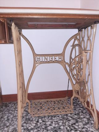 Mesa de máquina de coser