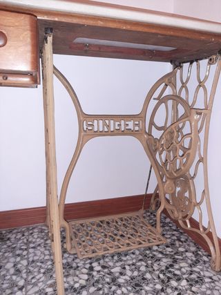 Mesa de máquina de coser