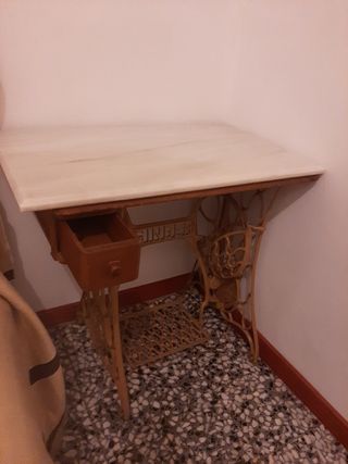 Mesa de máquina de coser