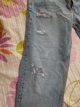 Pantalón Bershka 