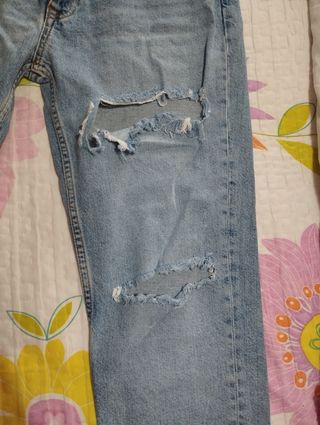 Pantalón Bershka 