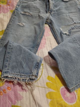 Pantalón Bershka 
