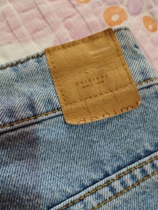 Pantalón Bershka 