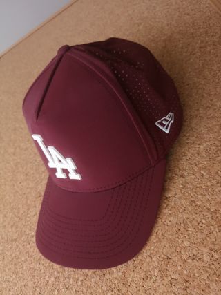 Gorra New Era LA granate nueva