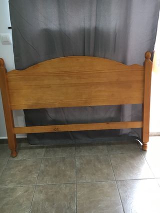 Vendo cabecero con 135 de matrimonio
