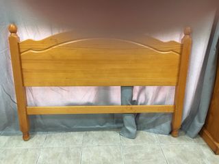 Vendo cabecero con 135 de matrimonio