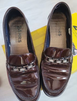 ZAPATOS MOCASINES DE PIEL CHAROL 24HRS.