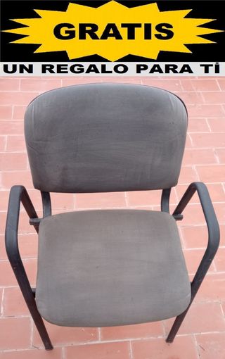 MESA PARA PC CON RUEDAS  NUMERO-31  MAS REGALO