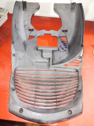 Cacha rejillas radiador Xmax