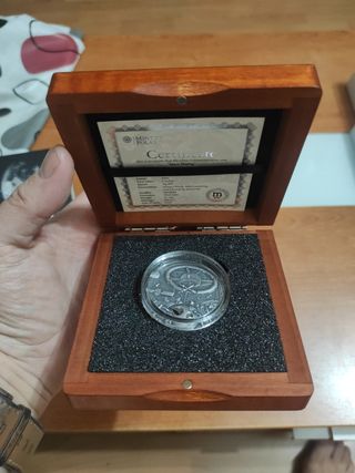 Onza plata minería espacial