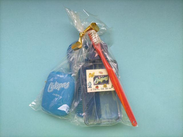 COLONIA CHISPAS BOLSA REGALO COLONIA 40 Y 85 ML